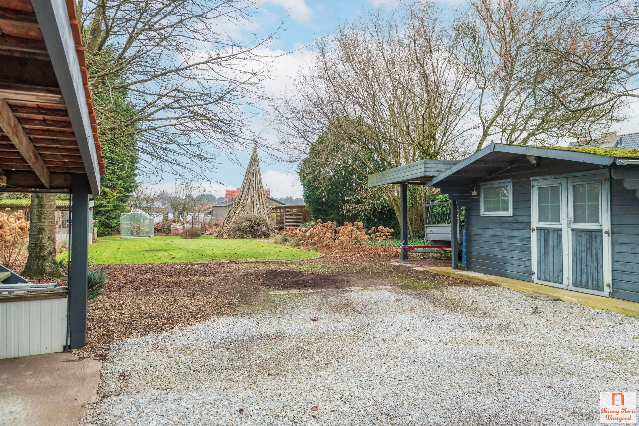 Mooie gezinswoning met grote tuin en veelzijdig werkhuis foto 25