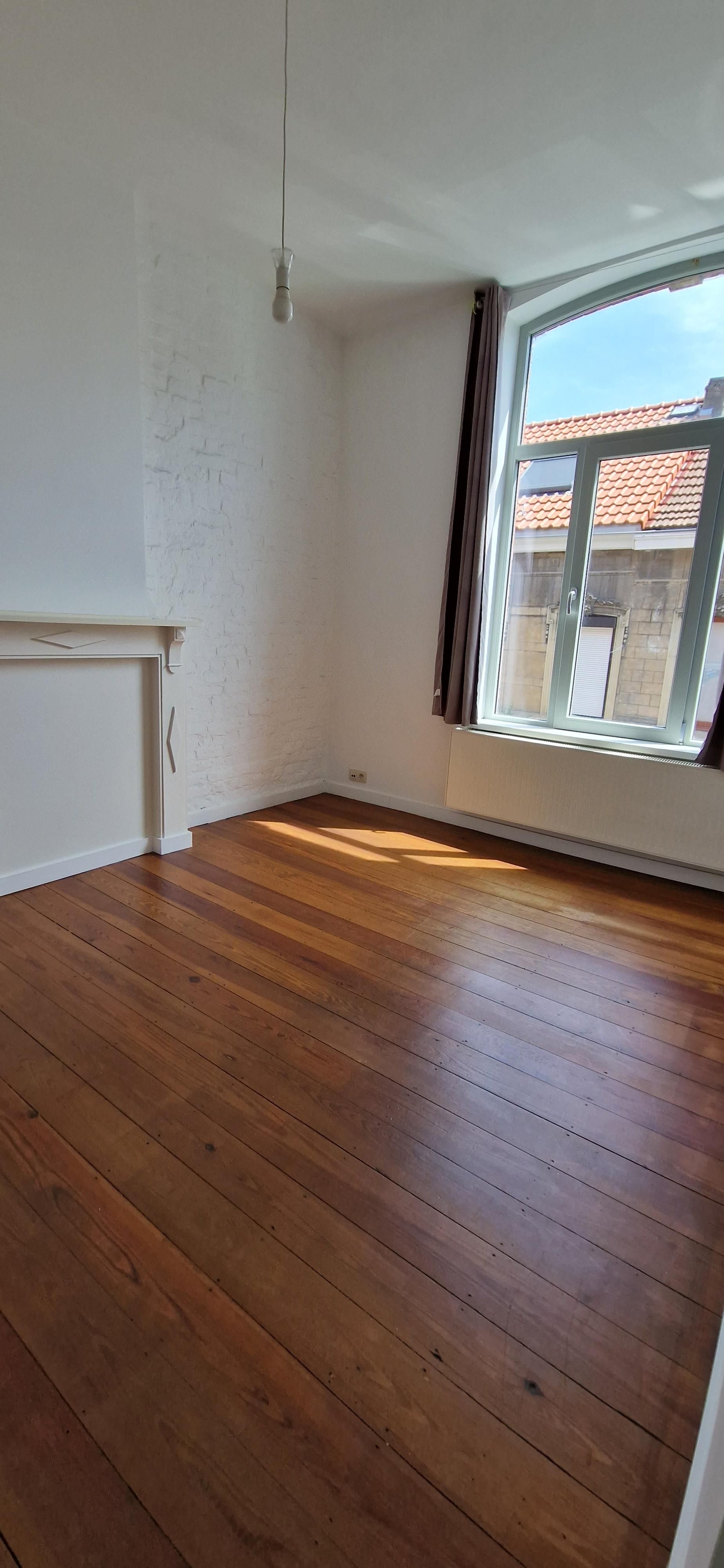 Karaktervolle HERENWONING met mooie leefruimten, 4 slaapkamers en een rustgevende tuin  op 1 are 70 ca.   foto 20