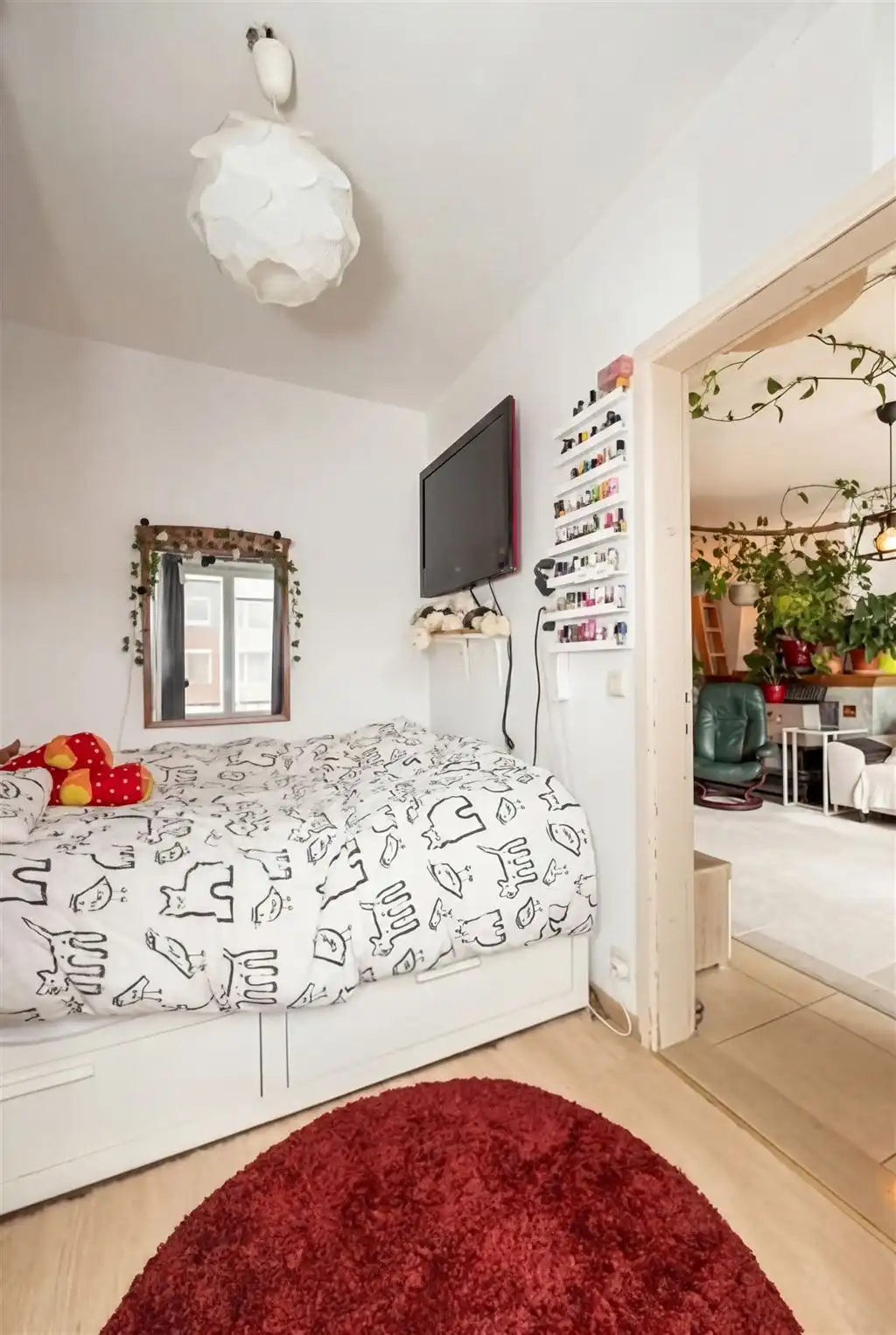 Instapklaar appartement tussen 2 parken foto 2