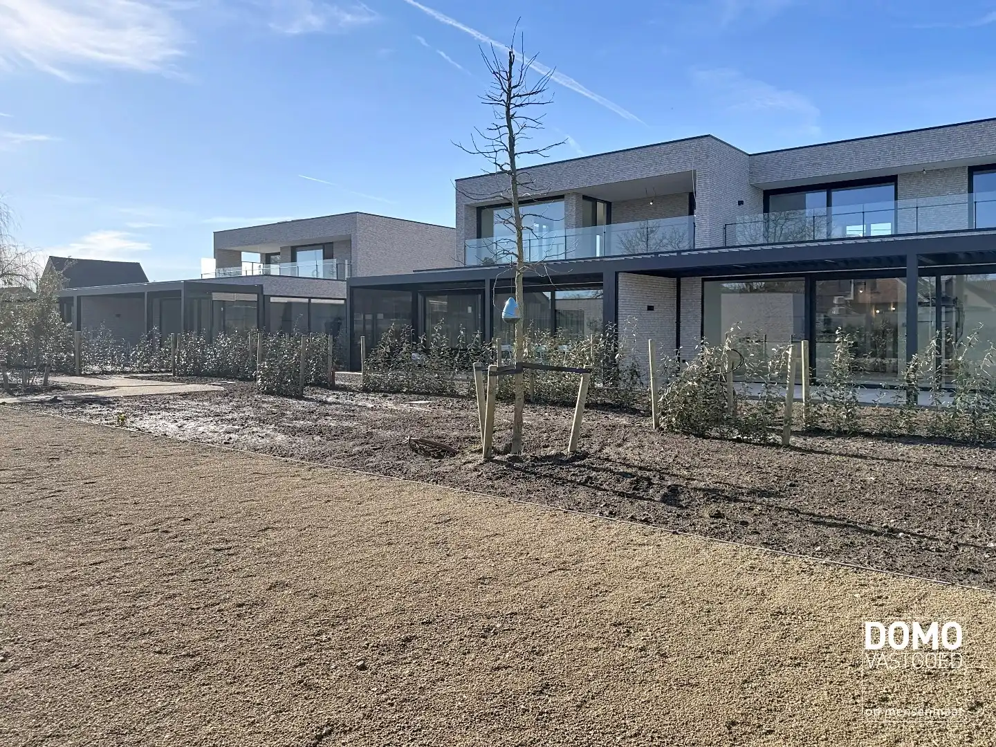 HOOGWAARDIG WONEN IN HET HART VAN TUILT - 2 EXCLUSIEVE TWEE SLAAPKAMERAPPARTEMENTEN OP DE EERSTE VERDIEPING foto {{pictureIndex}}