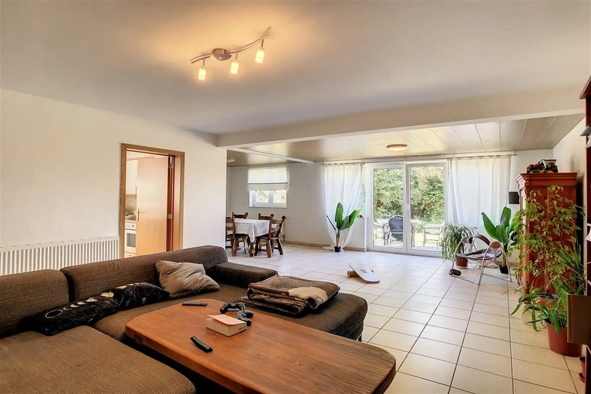 Mooi gelijkvloers appartement foto 9