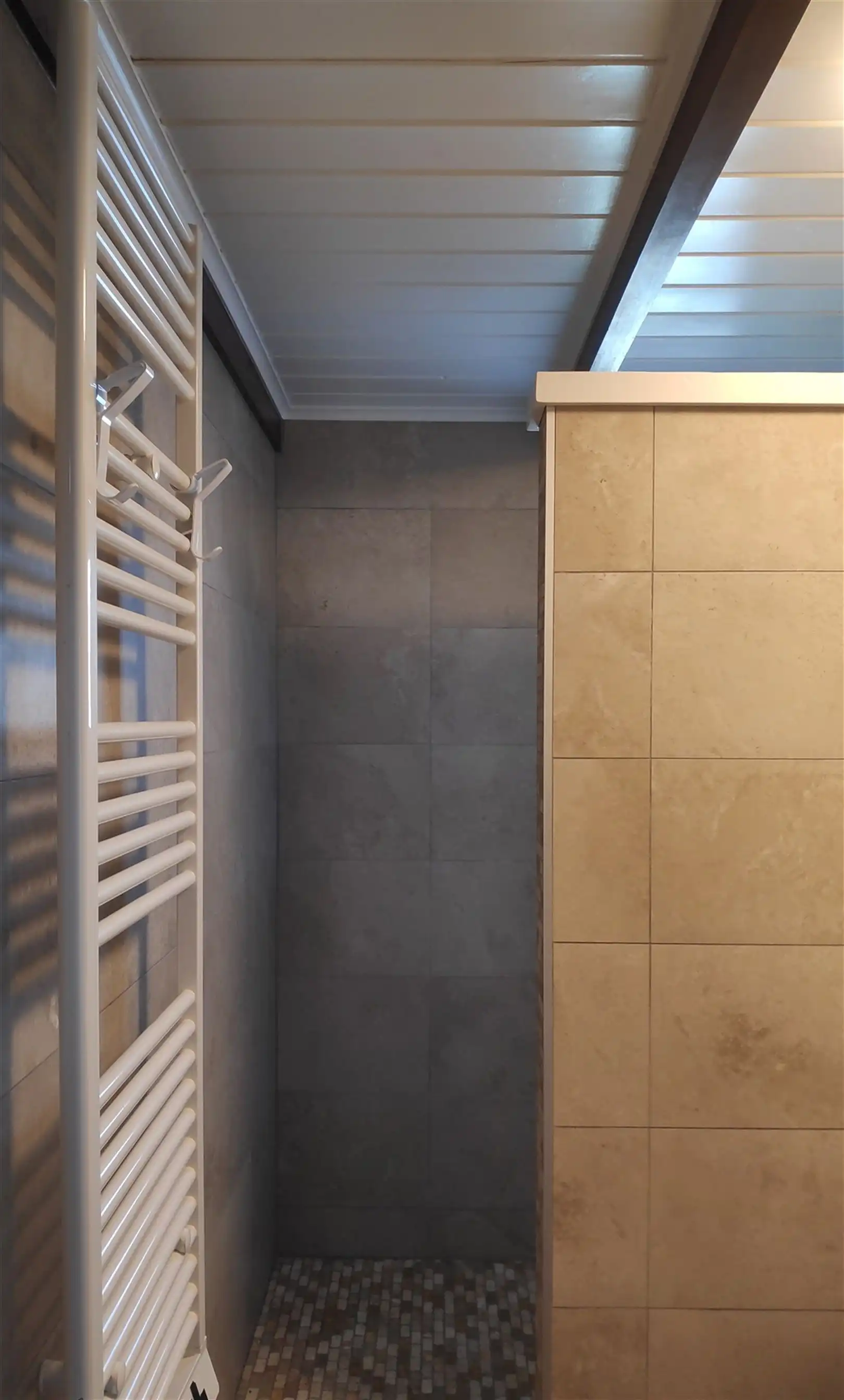 Mooi bemeubelde woning foto 13