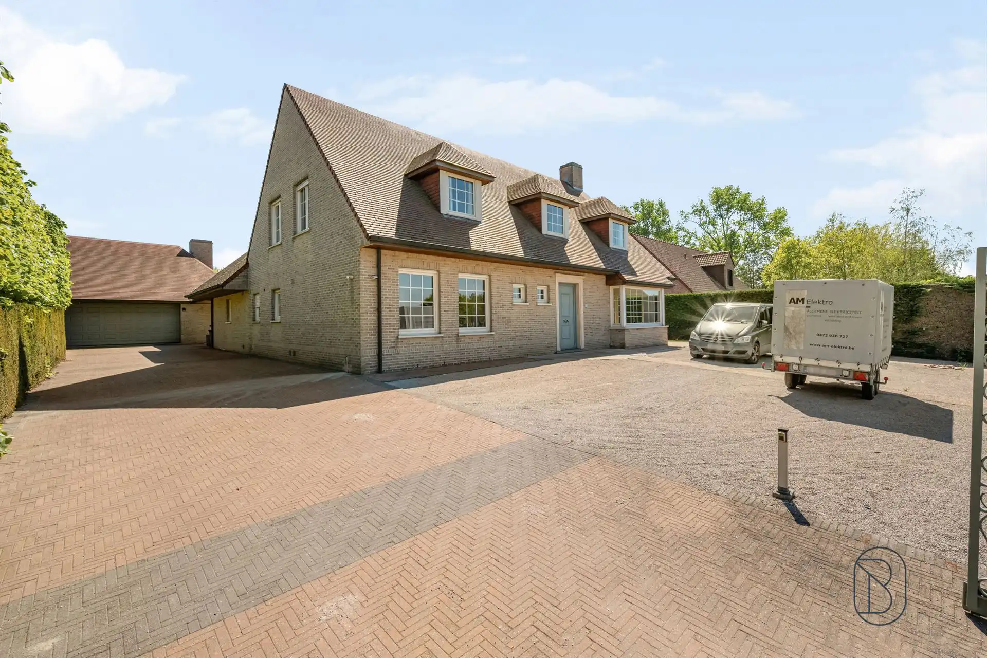 Perfect onderhouden grote villa op 3000m2. foto 26