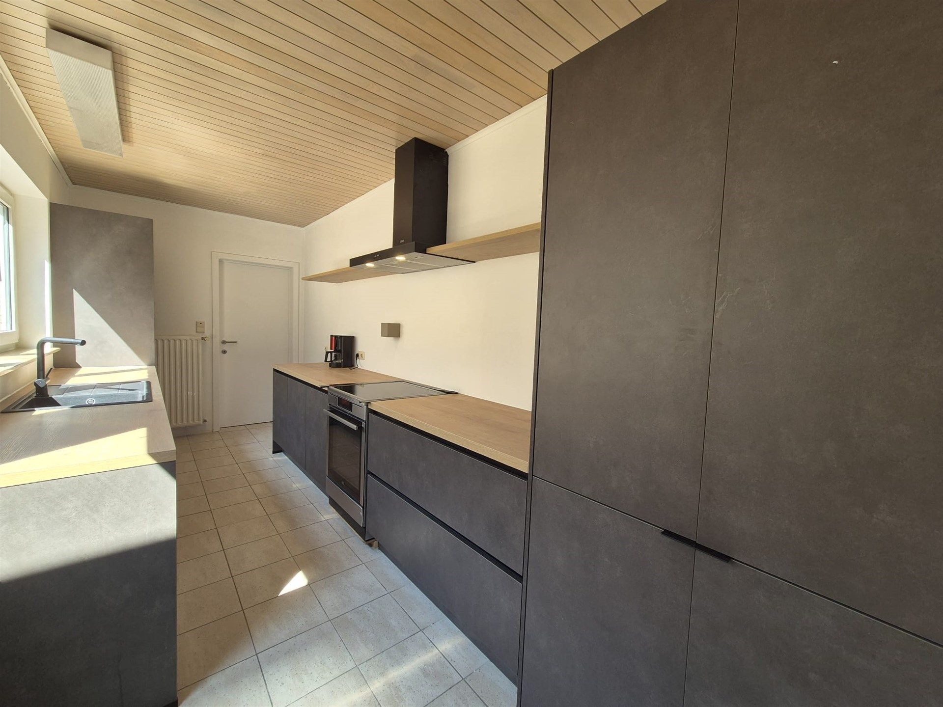 Ruime woning met 3 slaapkamers in centrum Wetteren foto 9