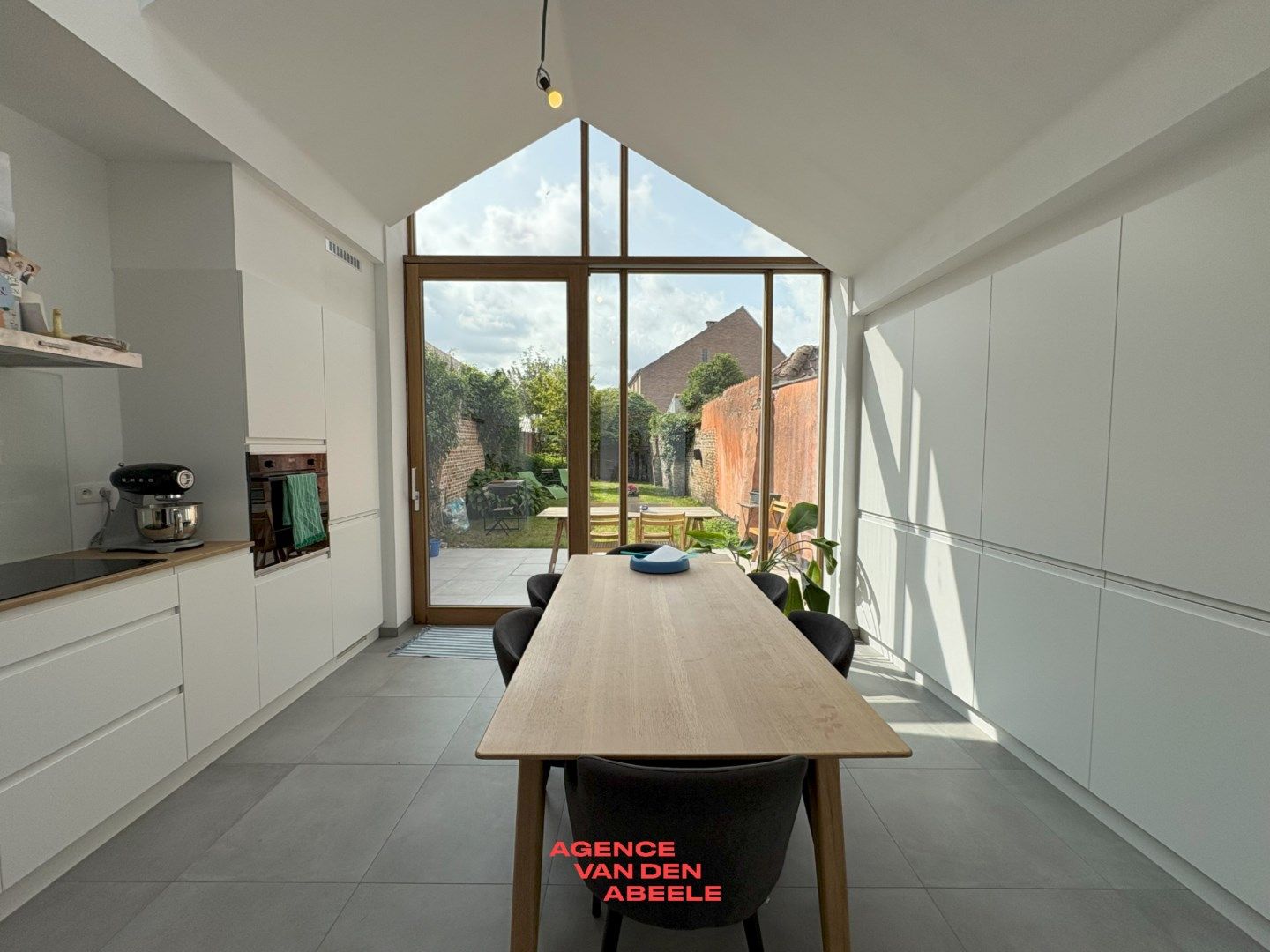 Prachtig gerenoveerde stadswoning foto 3
