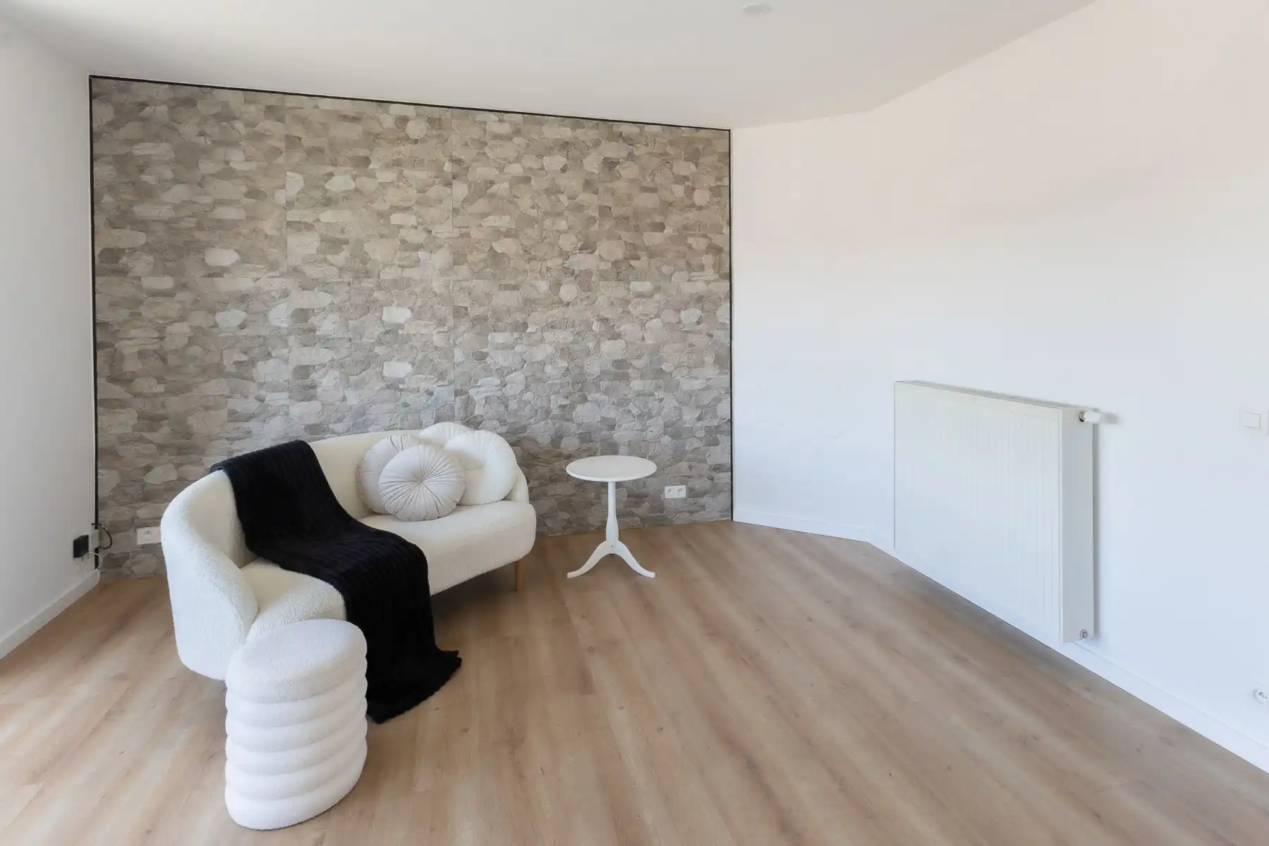  Instapklaar 1-slaapkamer appartement met terras foto 2