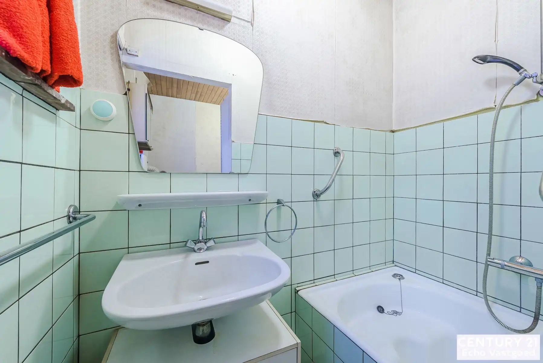 Te renoveren woning met potentieel in hartje Oud-Turnhout foto 11