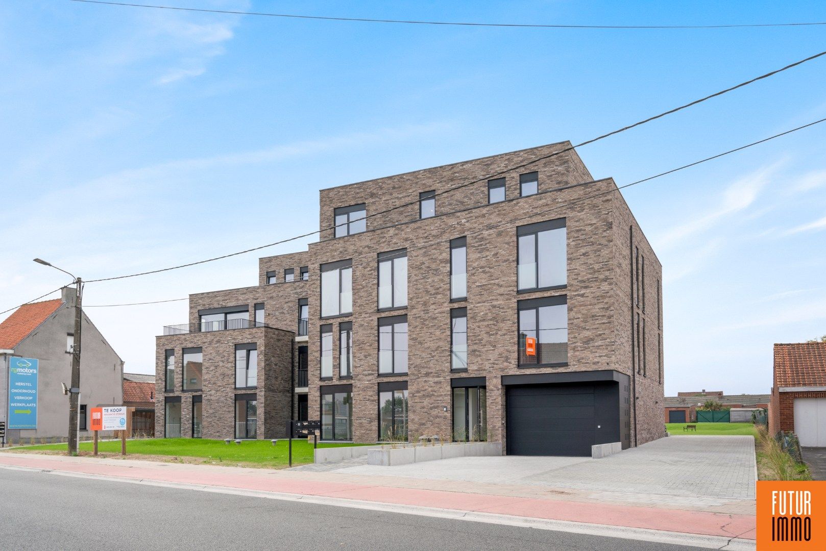 Lichtrijk 2-slpk appartement met ruim terras foto 18