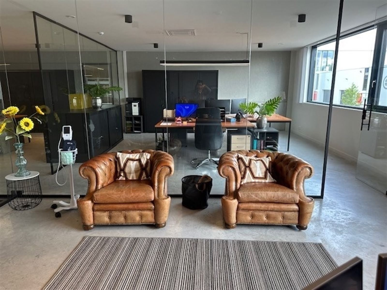 Bedrijfspand  in business park Gate 7 (ultramodern businesspark) foto 12