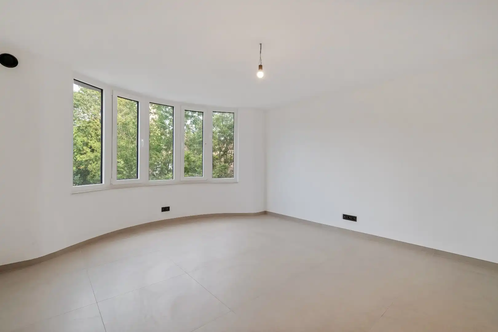 Opbrengsteigendom met 3 erkende appartementen foto 4