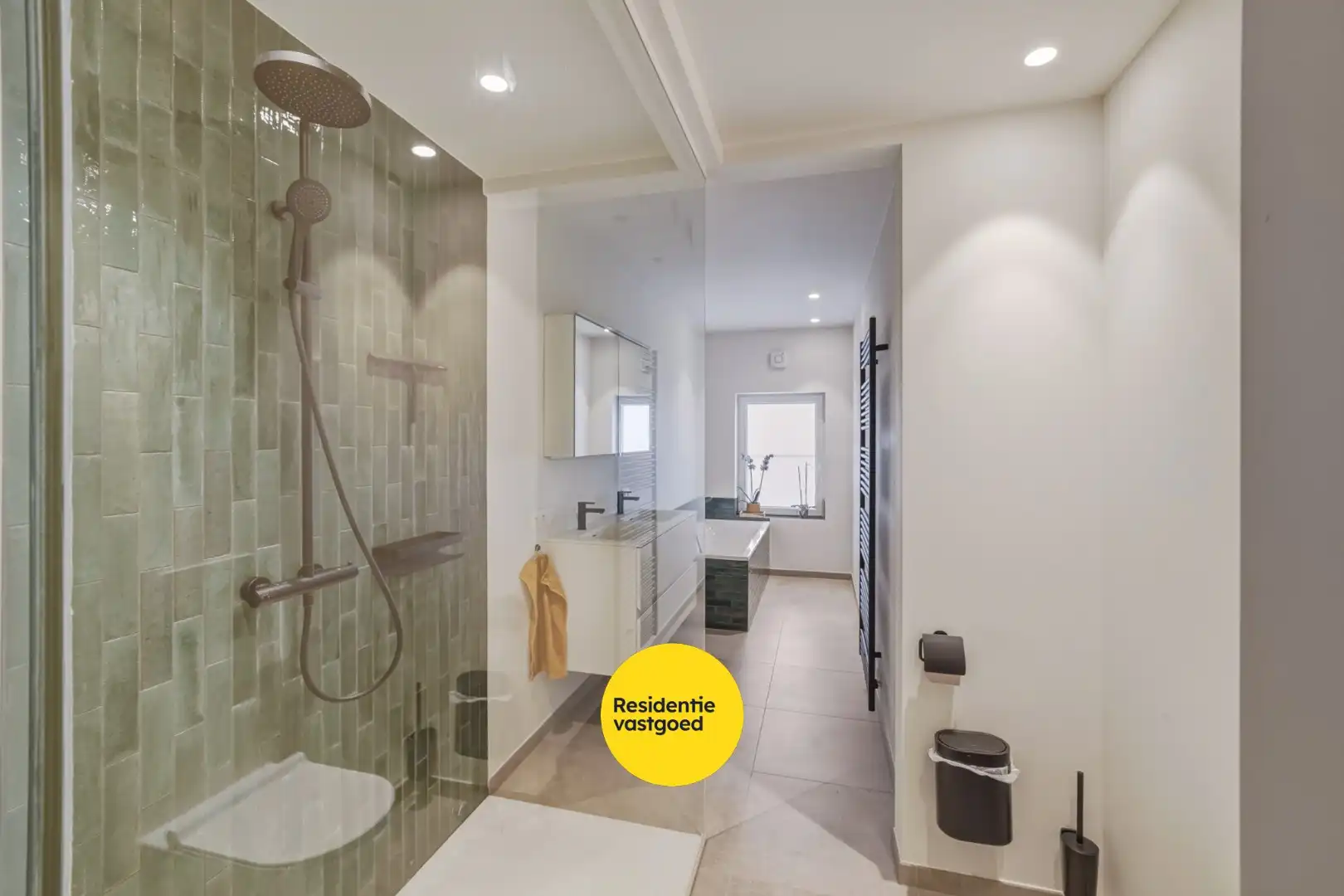 Instapklare, energiezuinige woning met 4 slpk in Mariakerke foto 16