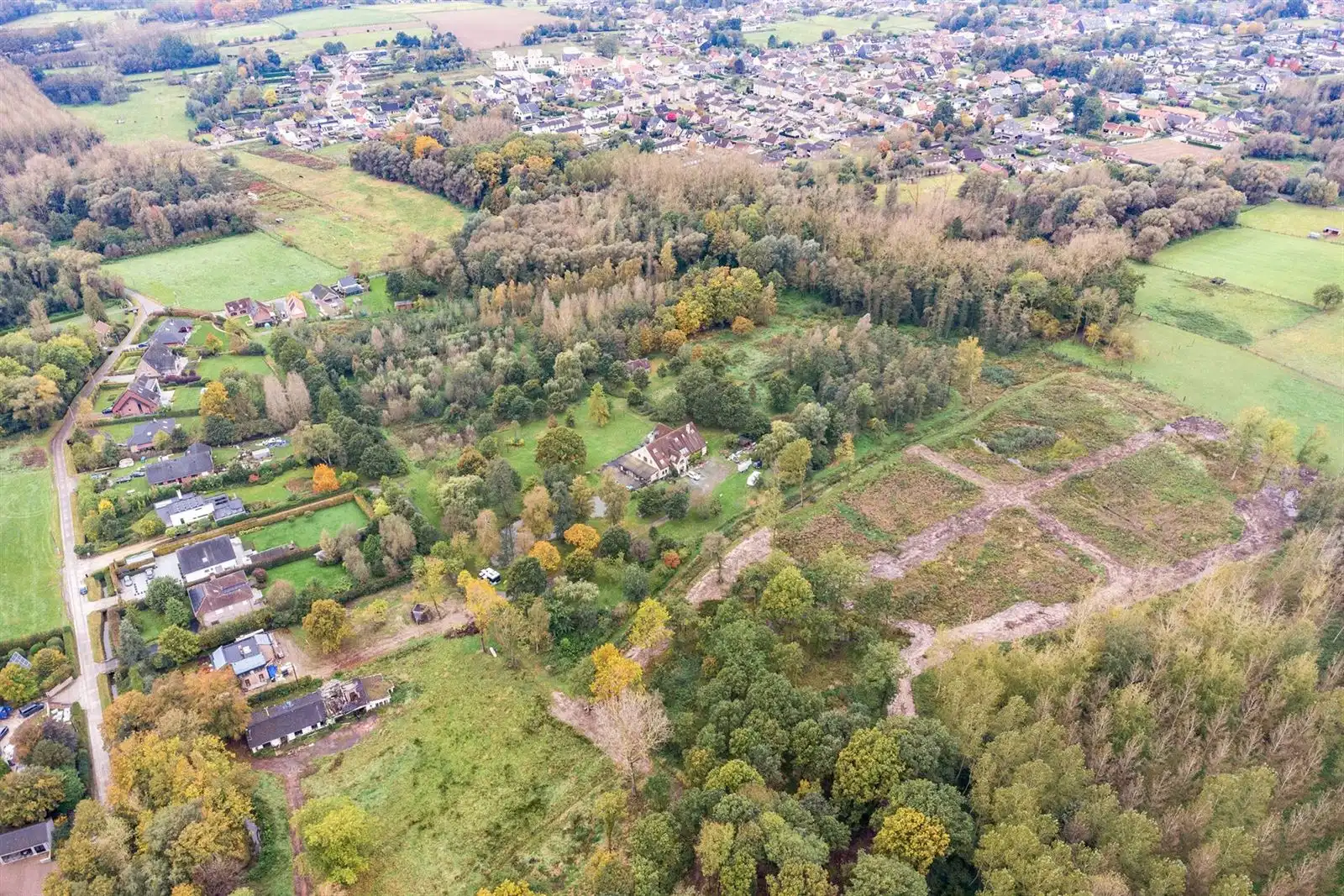 Bouwgrond met uitgestrekt parkgebied in Asse foto 2