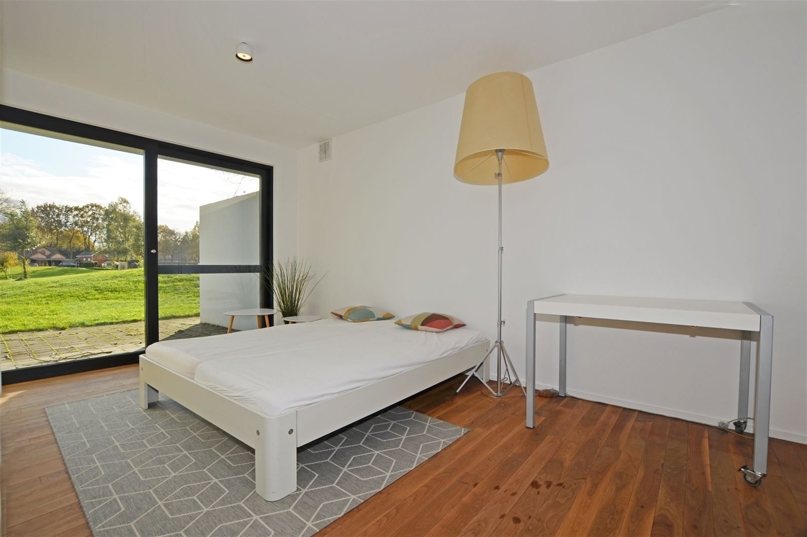 Gemeubelde villa op het golfterrein  foto 11