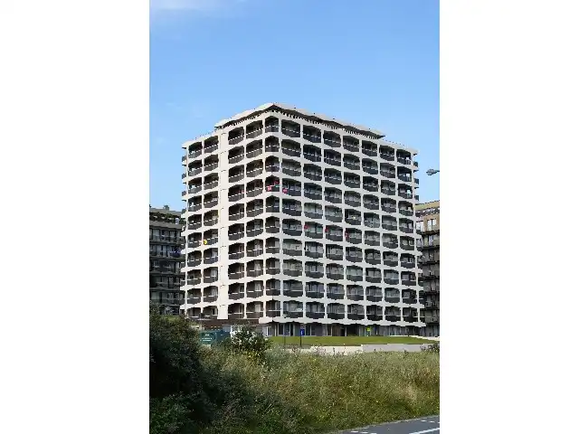 HOEKAPPARTEMENT MET PANORAMISCH ZEEZICHT TE KOOP IN DE PANNE : foto 19