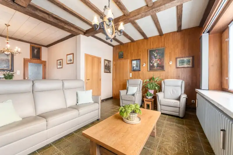 Charmante Open Bebouwing - 4 slpkmrs, ruime oprit en meer dan 150 m² opslagruimte! foto 5