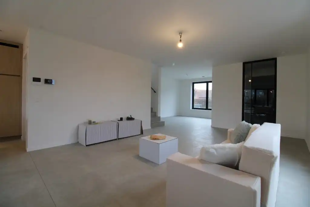 VOLLEDIG AFGEWERKTE INSTAPKLARE HOB BEN woning op 428m2 foto 4