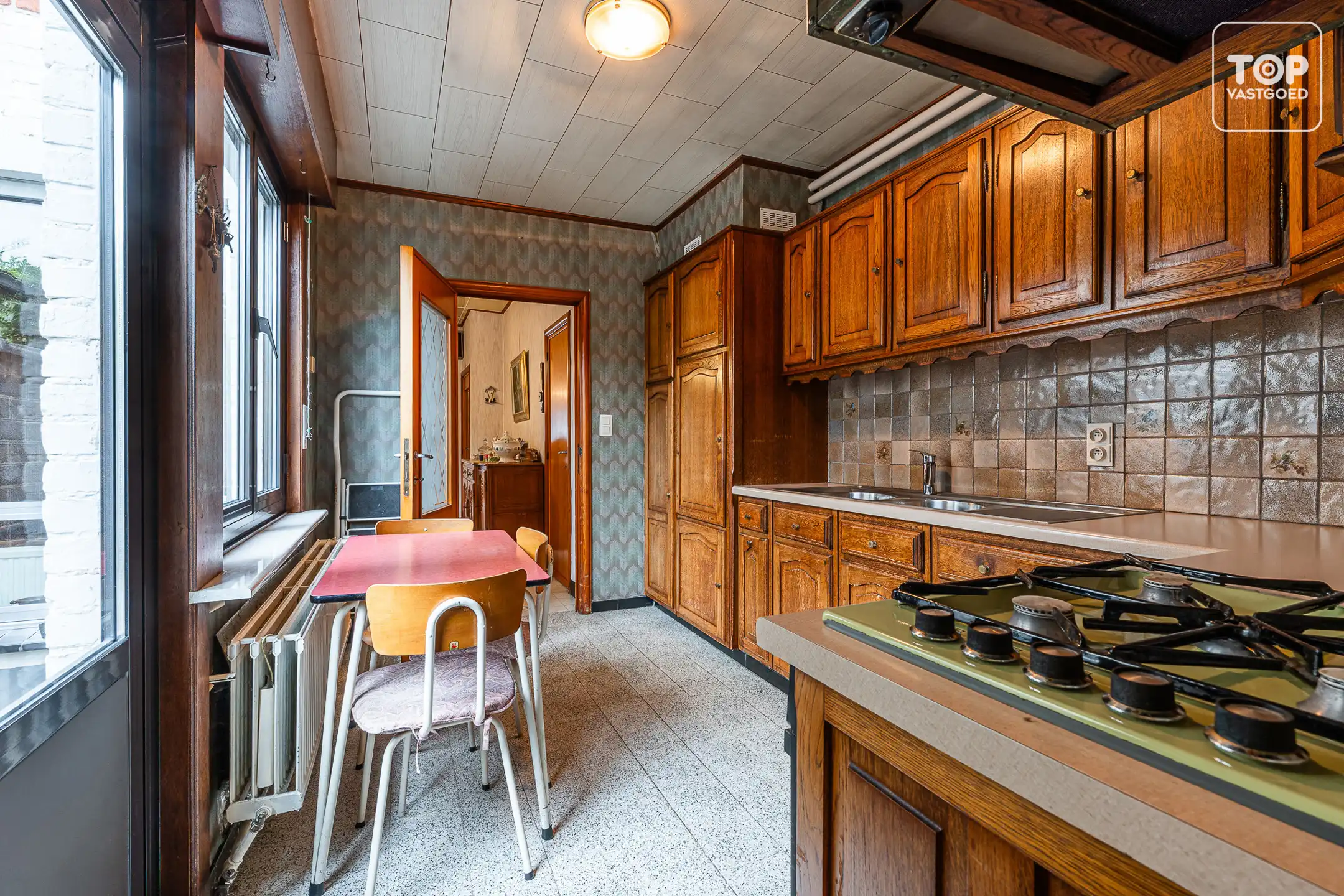 Gezinswoning met 3 slaapkamers op gunstige locatie.  foto 8