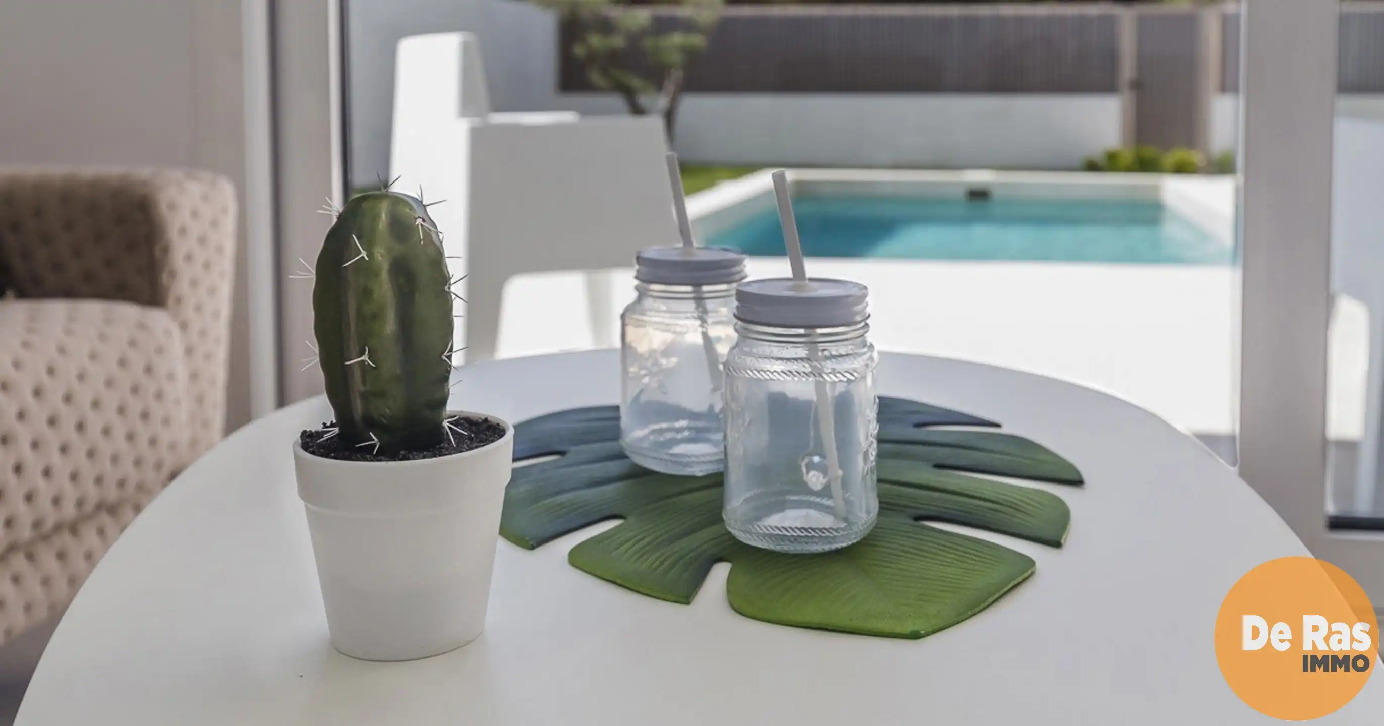 SPANJE - Villa met zwembad op wandelafstand van zee foto 6