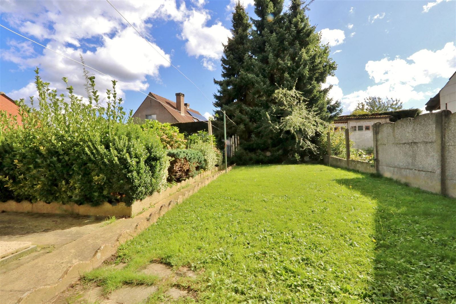 Grondig te renoveren 3-gevelwoning met 3 slaapkamers te Lembeek foto 23