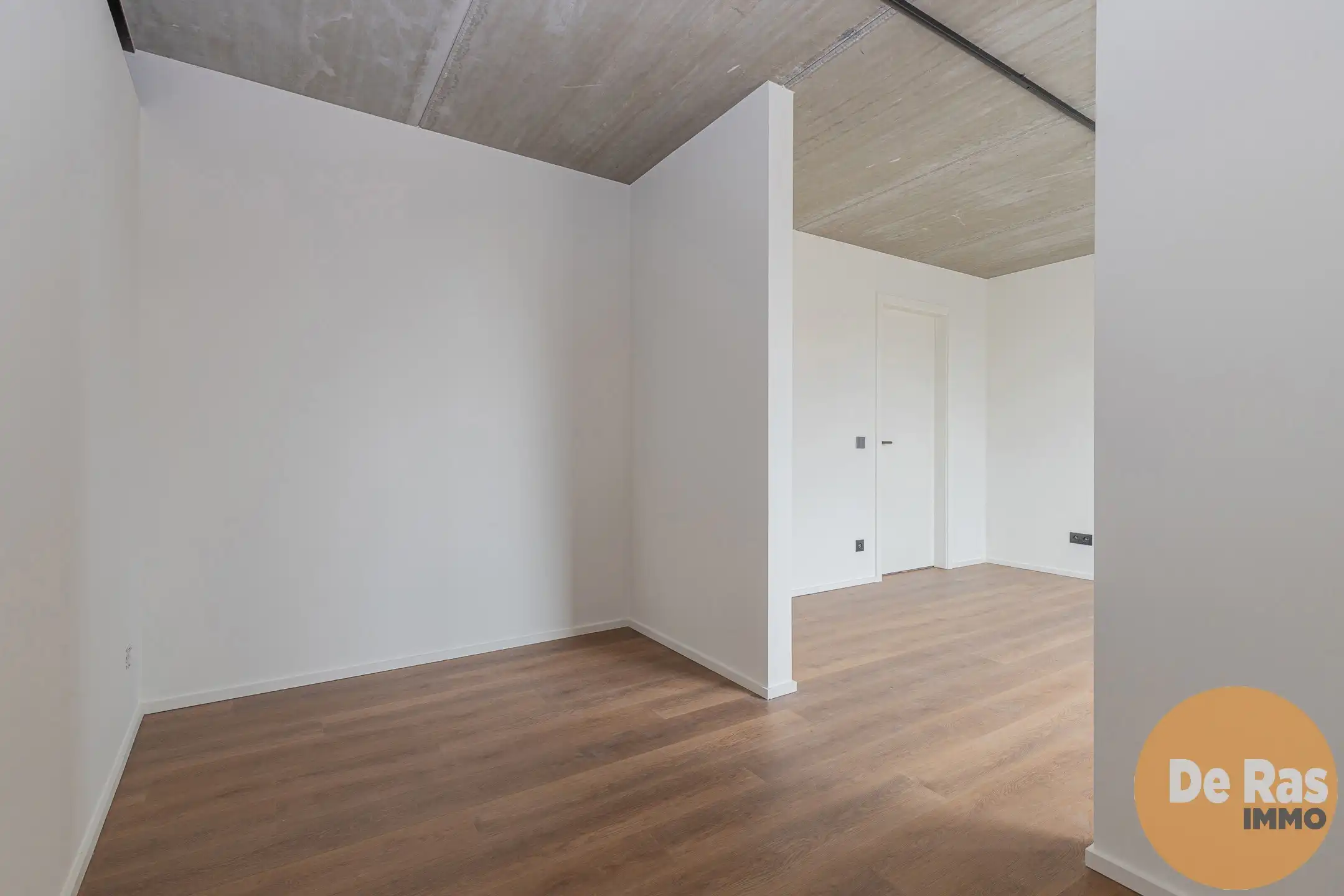 VLIERZELE - Nieuwbouwwoning in moderne betonarchitectuur foto 13