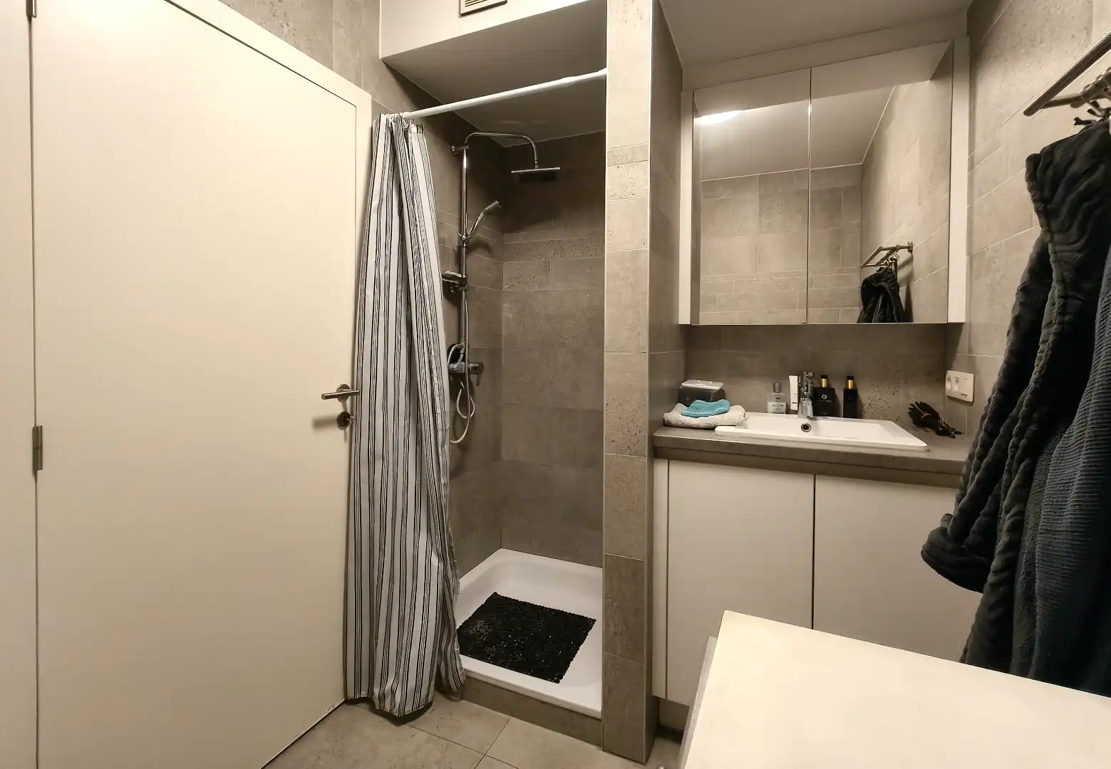 DUPLEX APPARTEMENT MET TUINTJE IN HET STADSCENTRUM foto 10