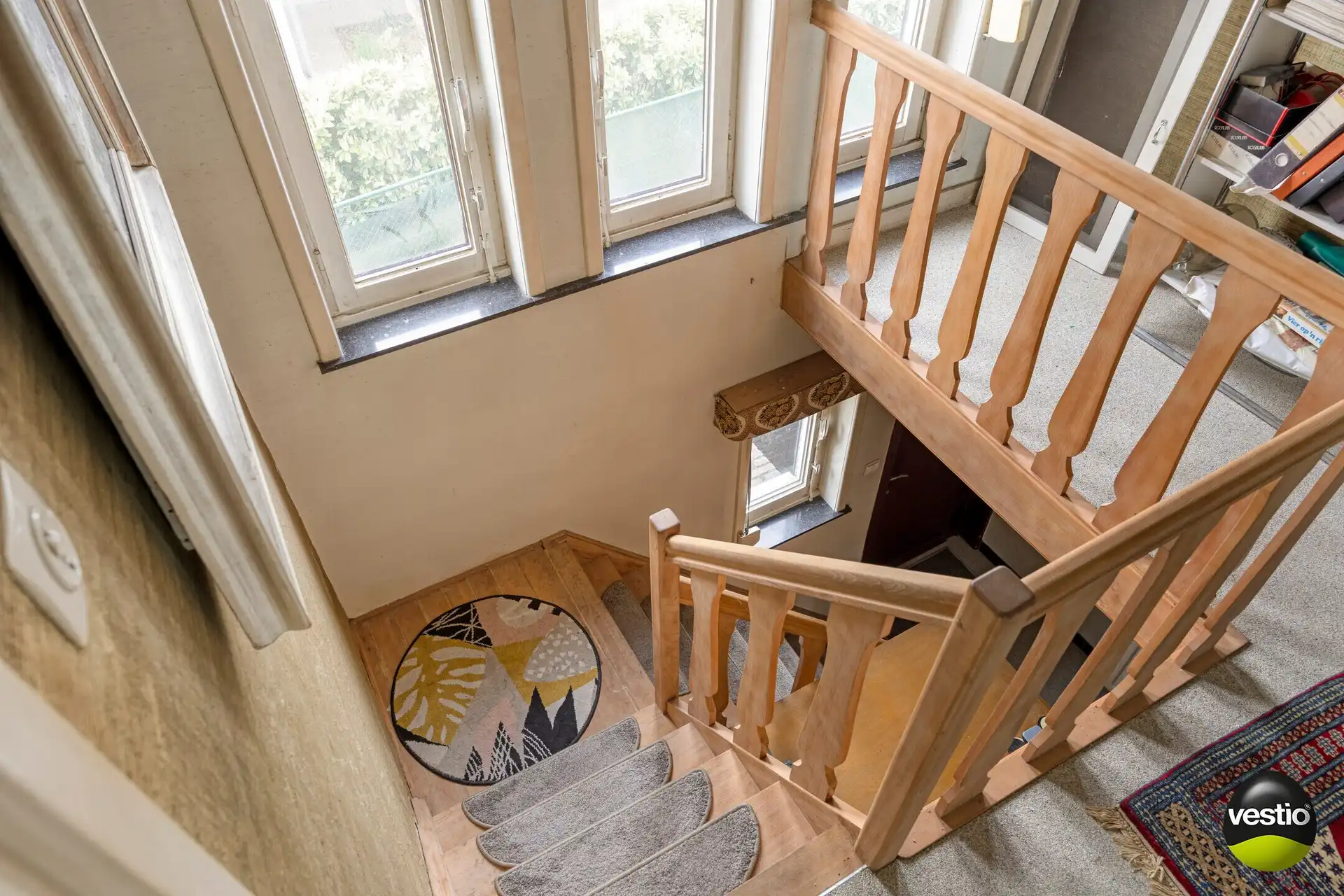 Ruime woning met 3 slaapkamers op vlot bereikbare ligging (Genkersteenweg). foto 10