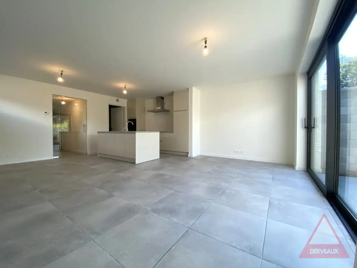 Zonnebeke – Instapklaar gelijkvloersappartement nabij het Kasteelpark foto 2