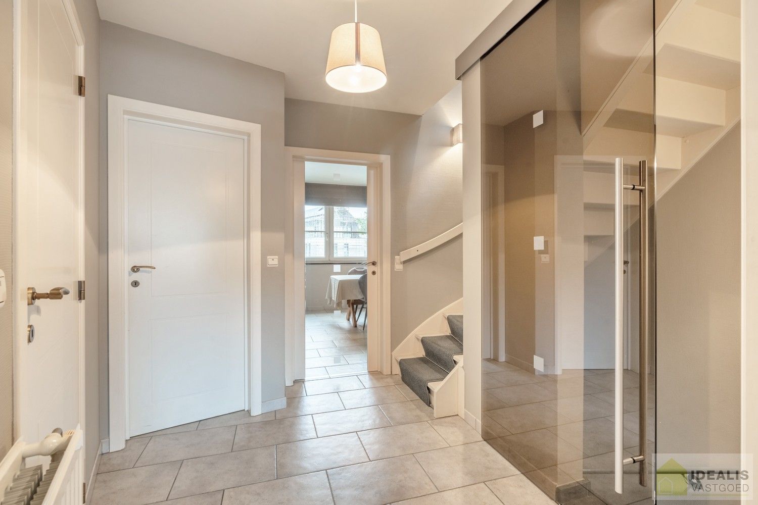 Idealis vastgoed – Perfect onderhouden en instapklaar duplex appartement foto 4