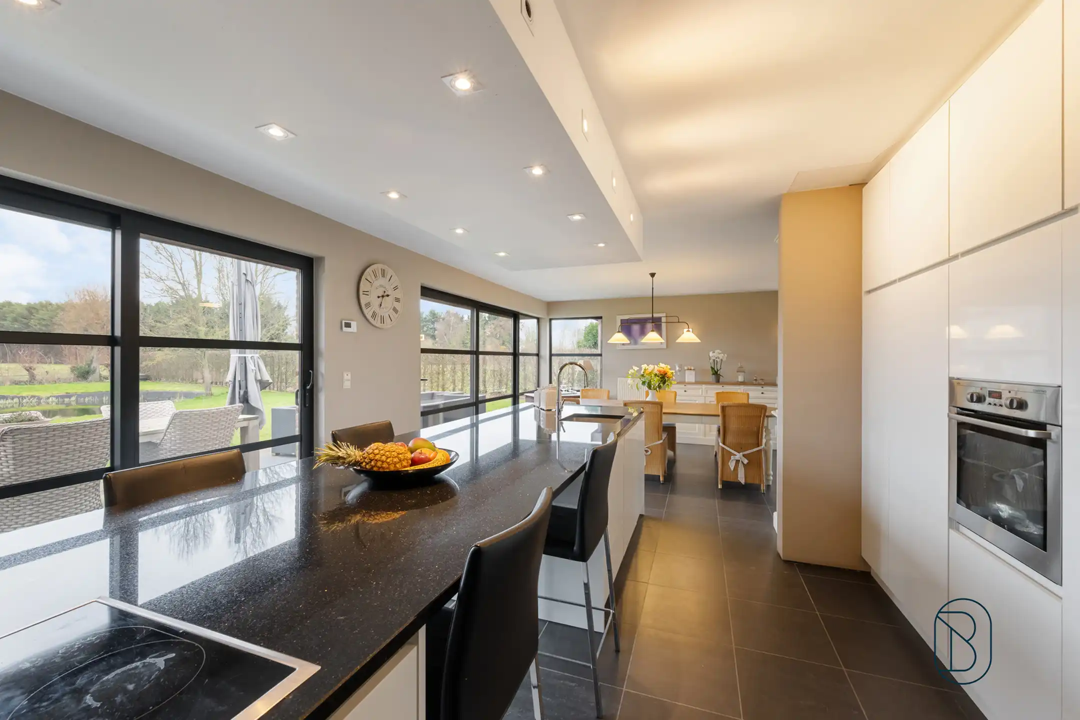 Prachtige eigendom met 2 wooneenheden op 6339m2!  foto 11