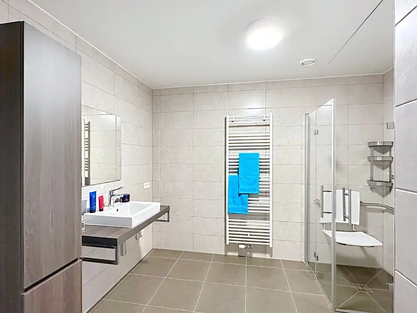 Gelijkvloers appartement in hartje Ruien foto 6