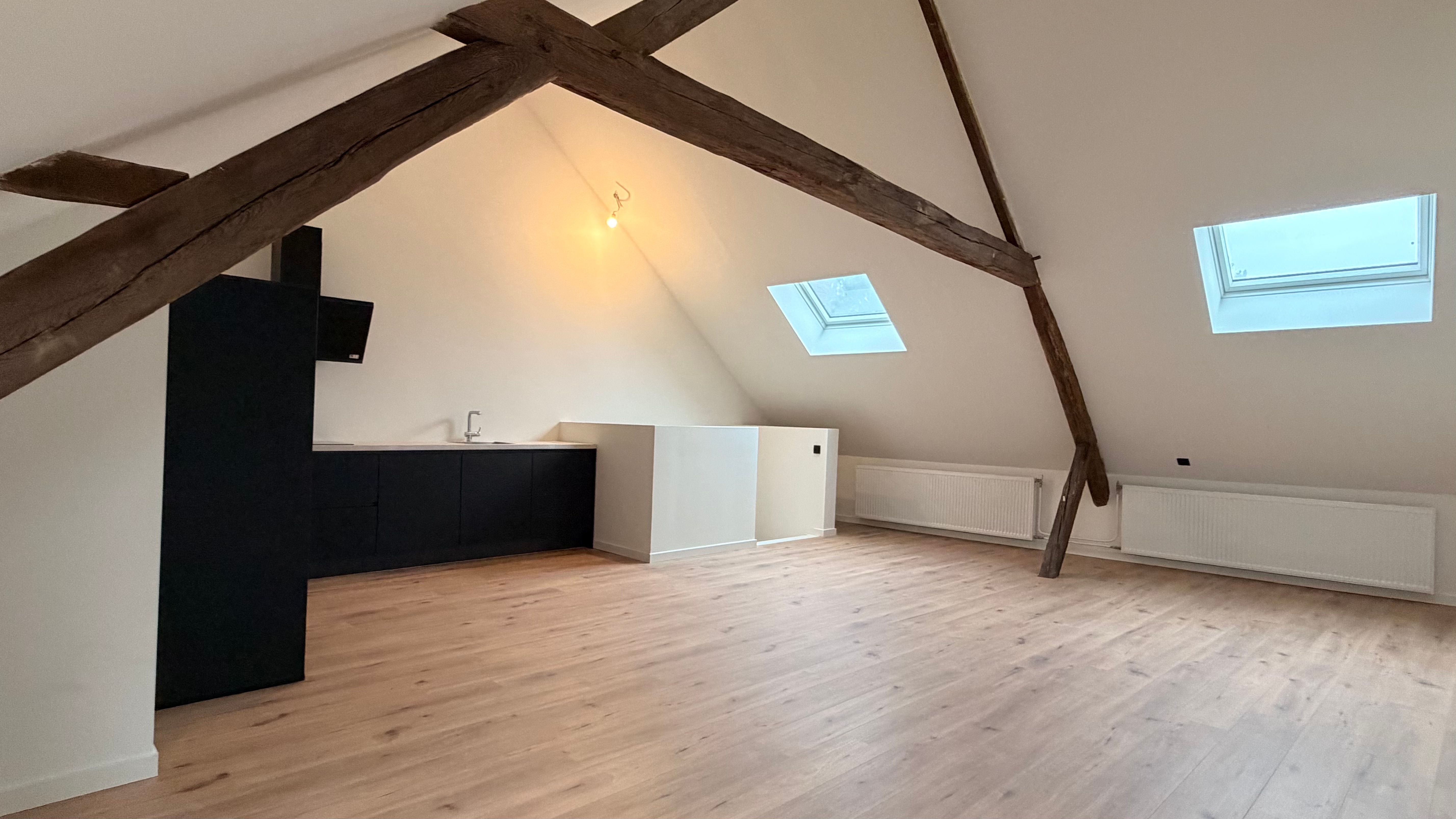 TE HUUR: prachtige duplex  met 3 slpks - Smeermaas, Lanaken foto {{pictureIndex}}