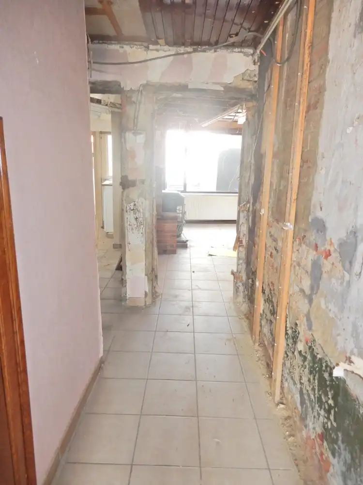 Te renoveren woning te Tielt. foto 4