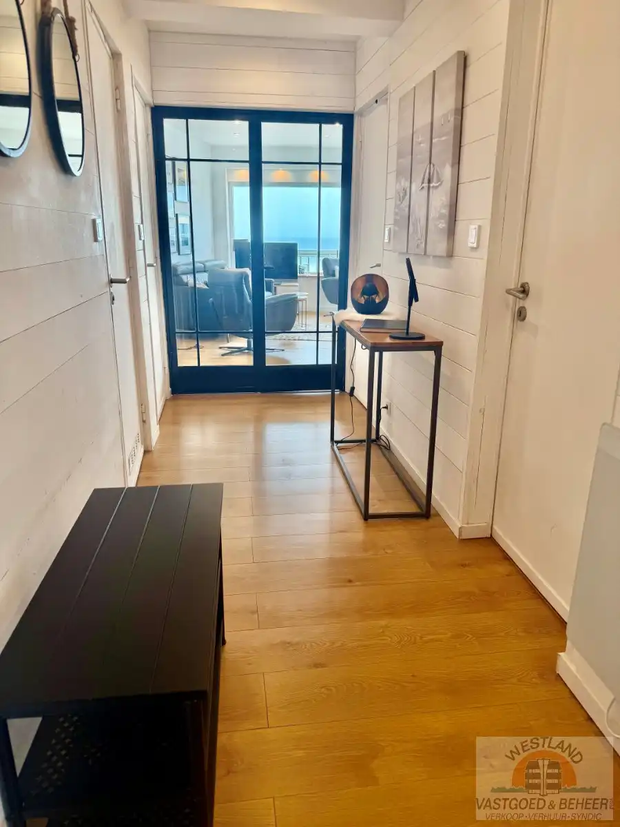 Exclusief hoekappartement met panoramisch zeezicht, parkeerplaats inbegrepen foto 7