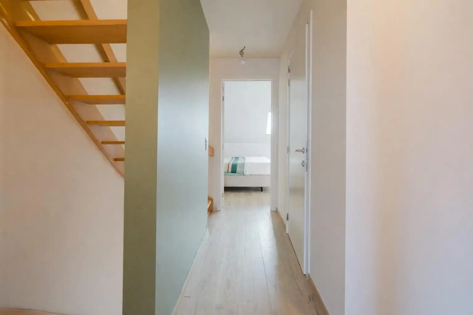 Instapklaar energiezuinig huis met 5 slaapkamers foto 11