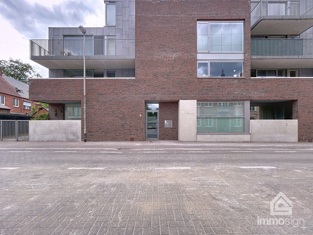 Ruim gelijkvloers appartement (118 m²) in hartje Bree met ruim terras (53 m²), grote kelderberging en extra brede staanplaats foto 30