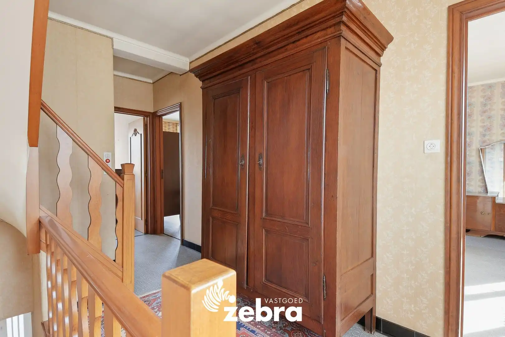 Woning met veel potentieel, 3 slaapkamers en ruime zolder in hartje Tielt! foto 10