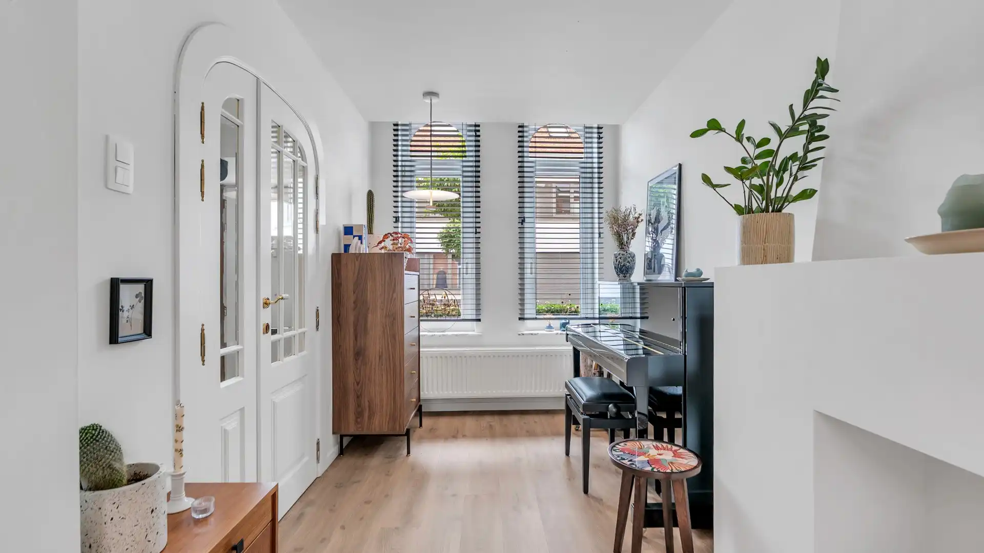 Prachtig herenhuis binnen de grote ring van Hasselt foto 4