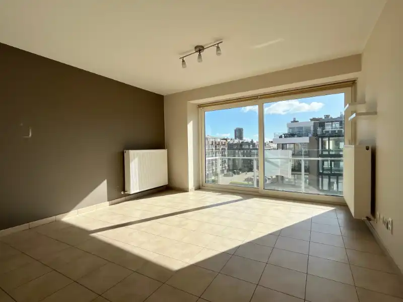 INSTAPKLAAR APPARTEMENT IN OOSTDUINKERKE-BAD foto 5