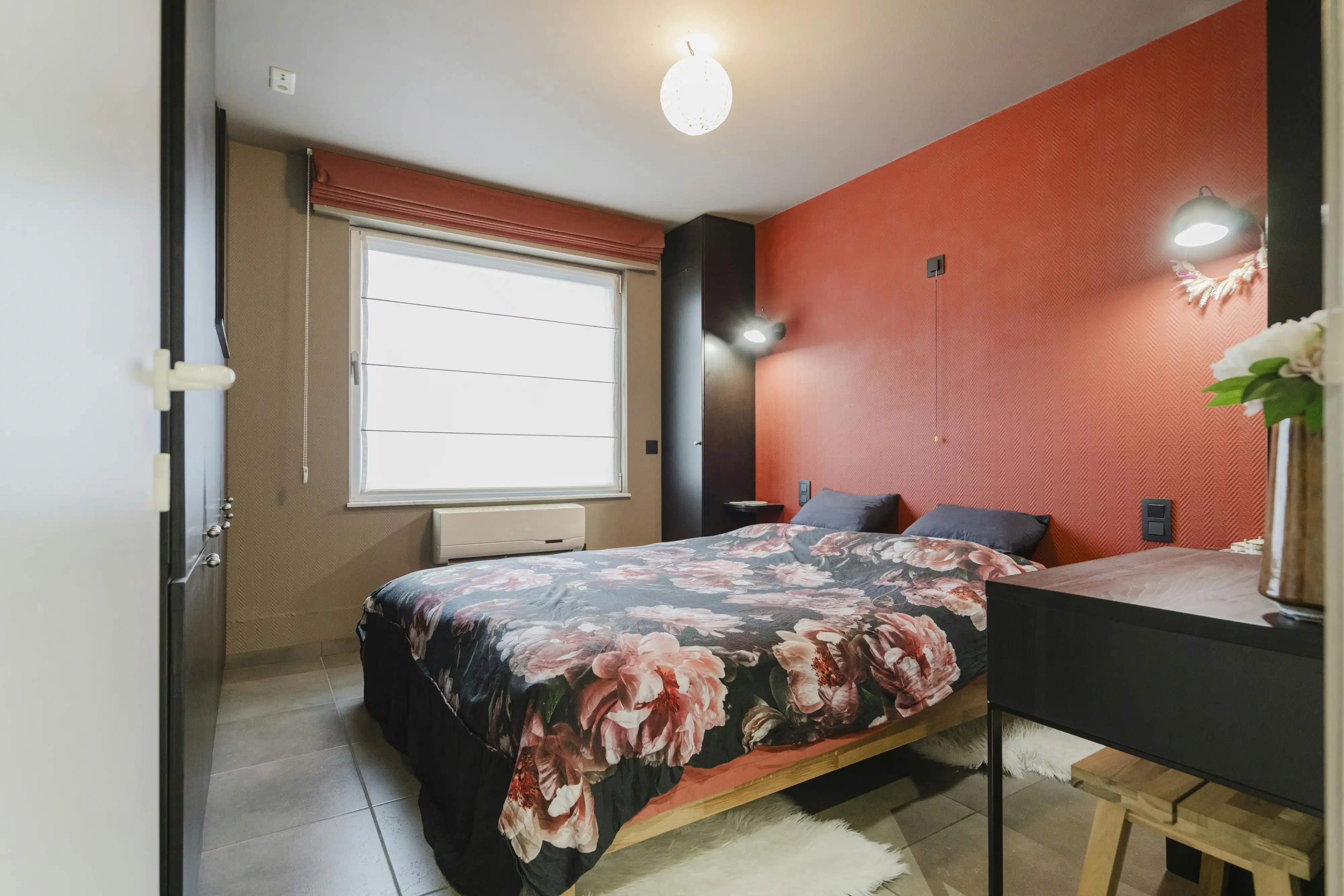 Instapklaar appartement te koop nabij centrum Kortrijk! foto 9