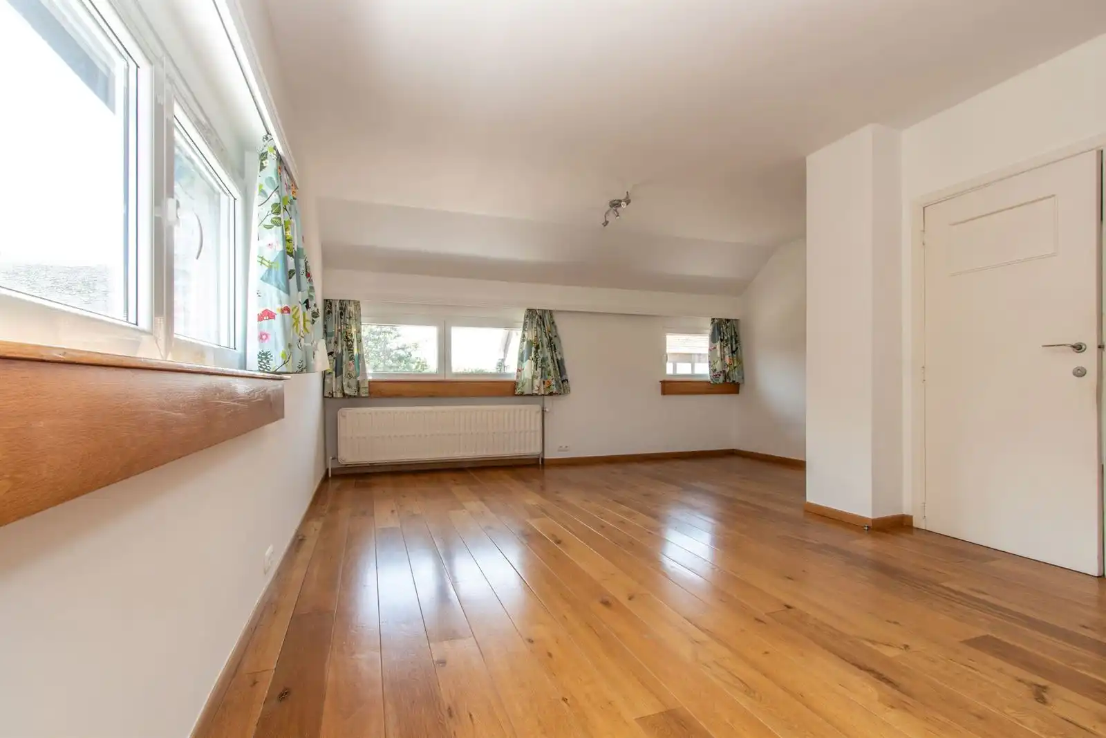 Woning met 5 slaapkamers op een terrein van 10 a 70 ca foto 21