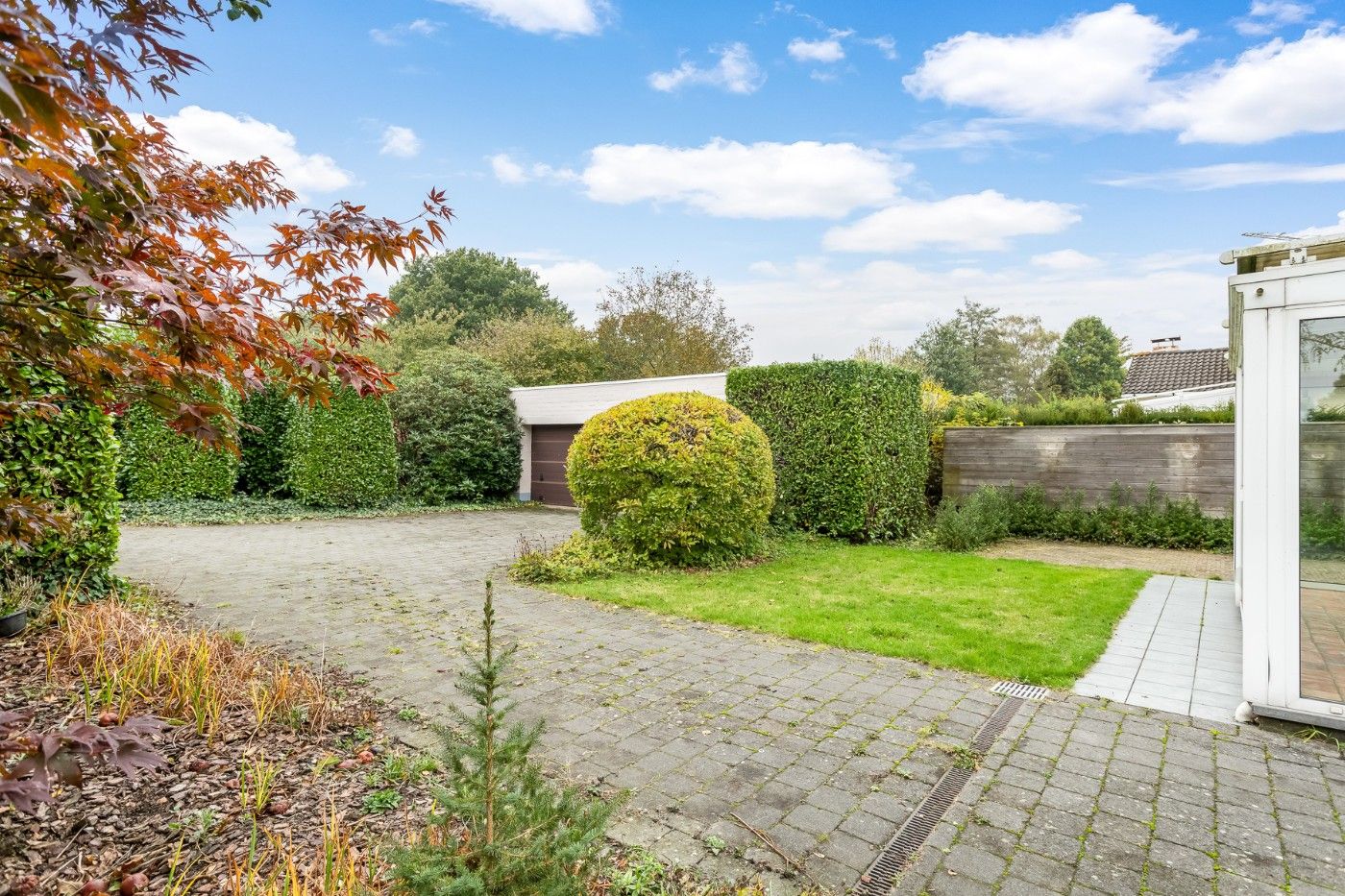 Ruime, vrijstaande woning met 3 slpk., garage en tuin foto 24