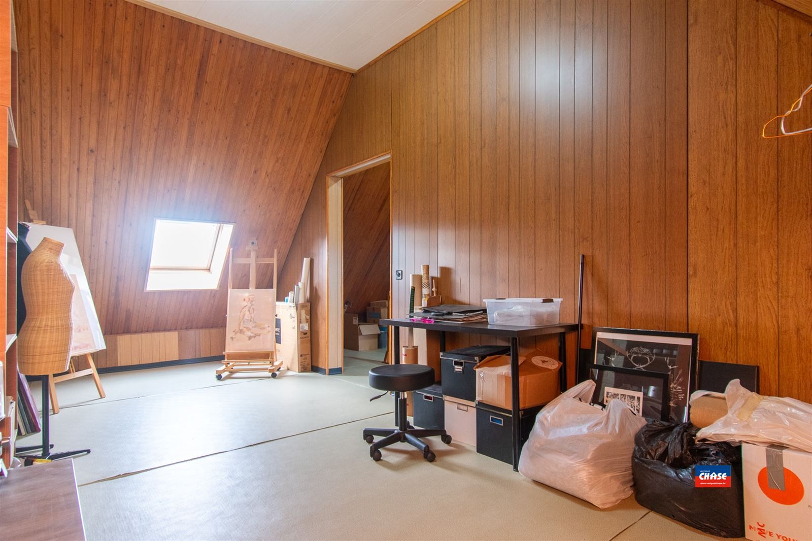 Instapklare gezinswoning met 3 tot 5 slaapkamers,tuin en garagebox foto 22