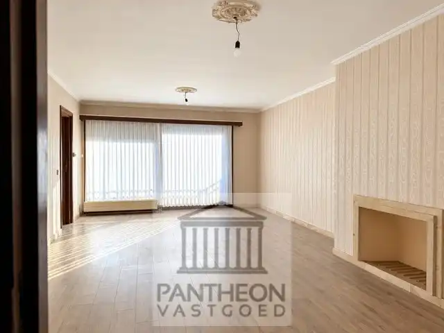 EXCLUSIEF APPARTEMENT met GROOT ZONNETERRAS OP EEN TOPLIGGING foto 3