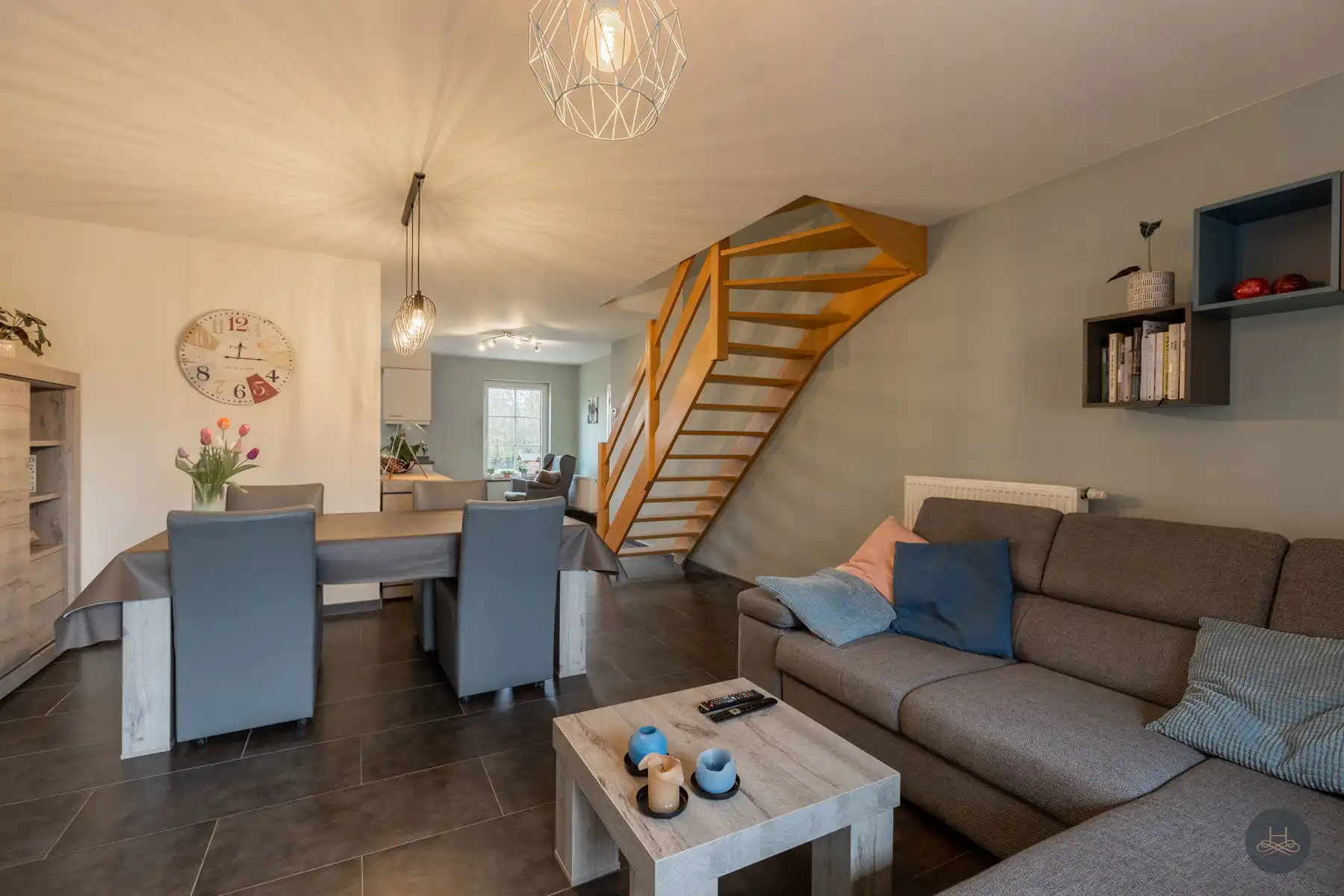 Groot duplex appartement+garage in centrum Baal foto 7