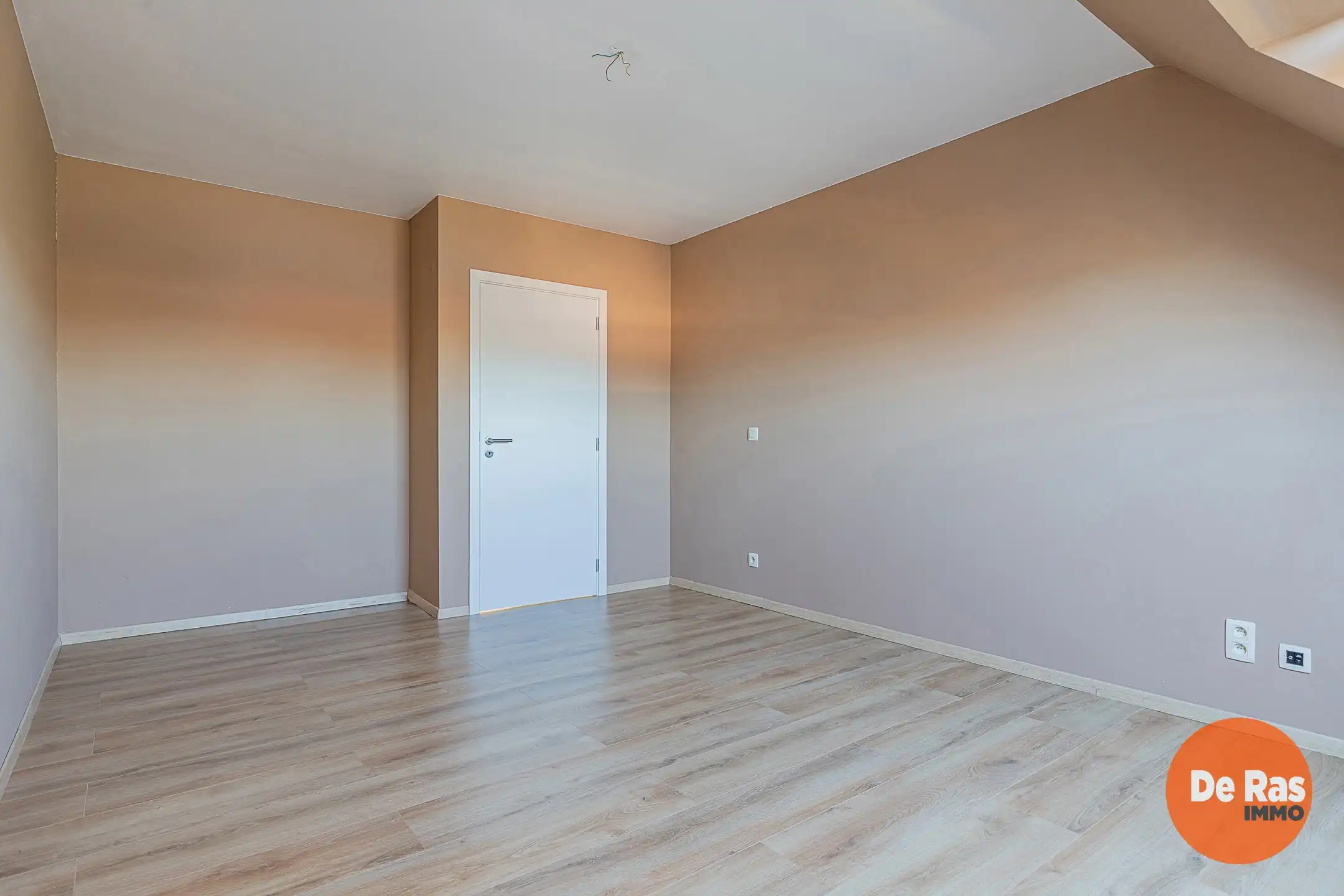 LEDE - Duplexappartement met 3 slaapkamers nabij de markt foto 13