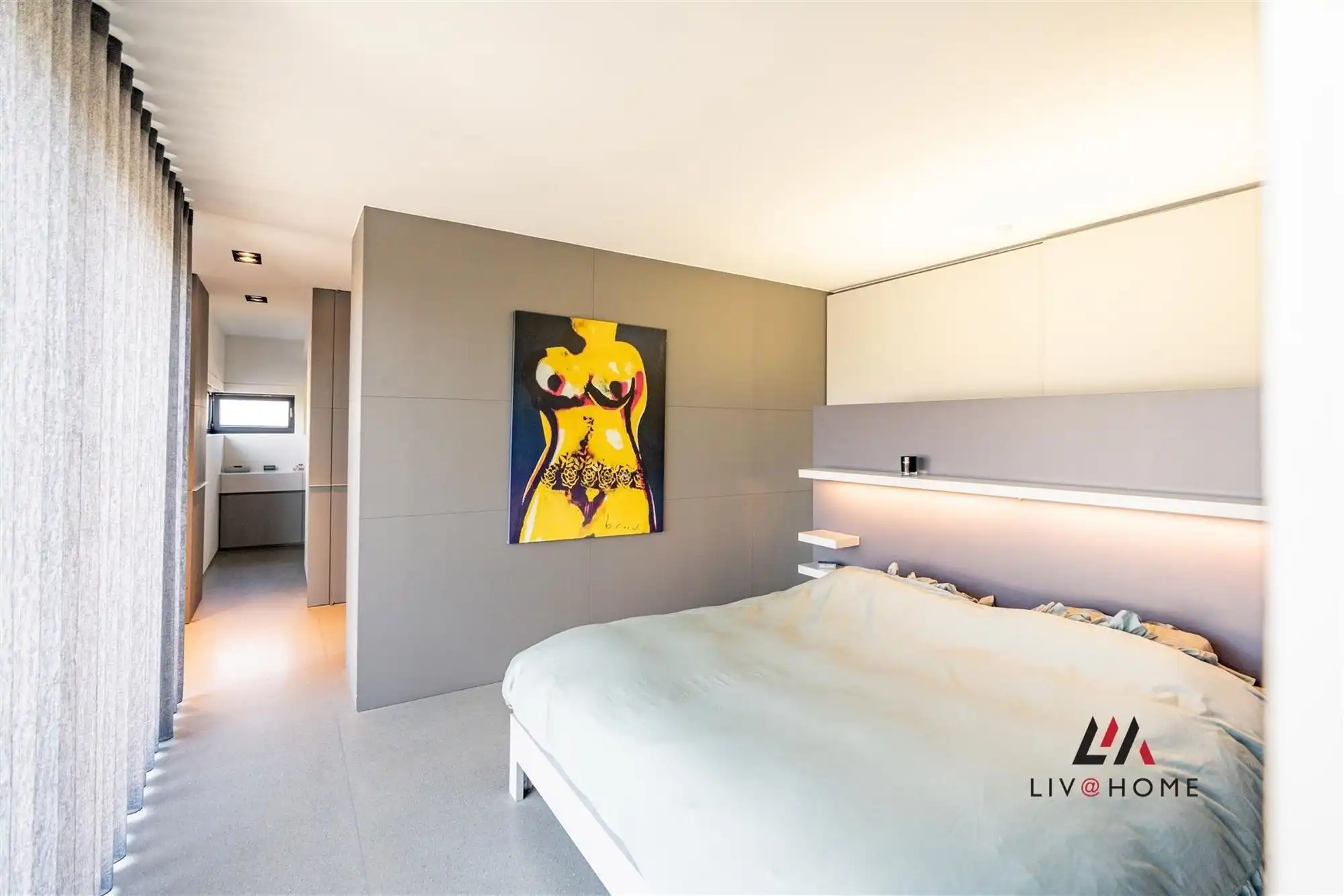 Moderne landbouwwoning met serre en loods op 10 ha foto 19