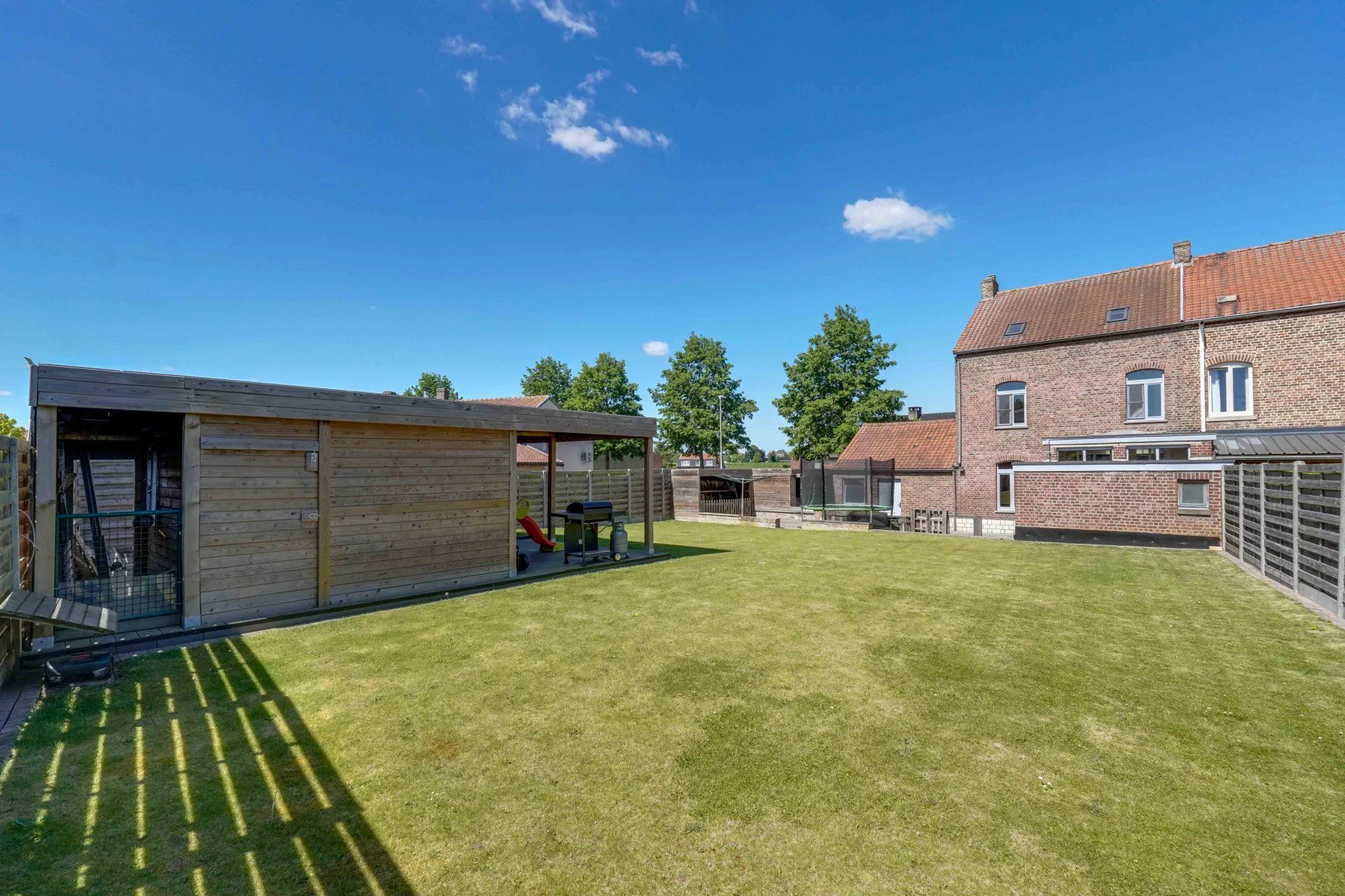 Halfopen bebouwing met 3 slaapkamers, tuin en garage in Velm foto 24