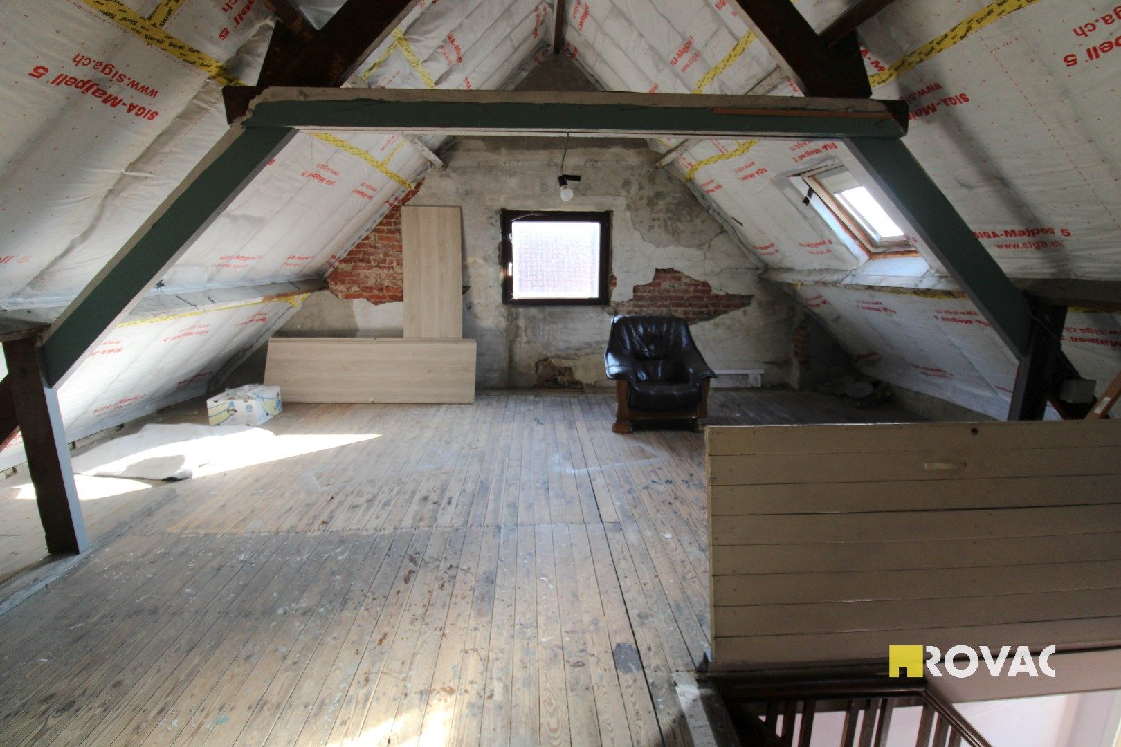 Te renoveren hoekwoning met garage! foto 12