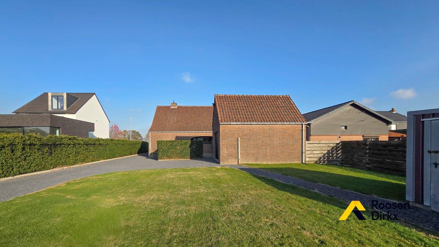 Degelijke woning met 3 slaapkamers en prachtig zicht op ±9 are! foto 31