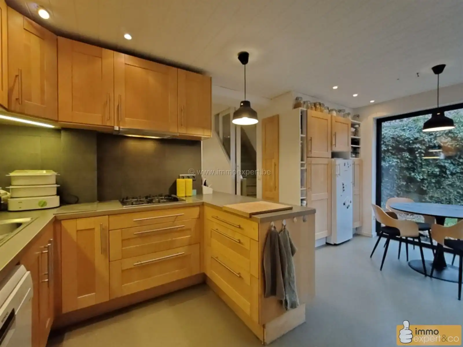 UNIEKE woning type halfopen pal in hartje TERNAT foto 9